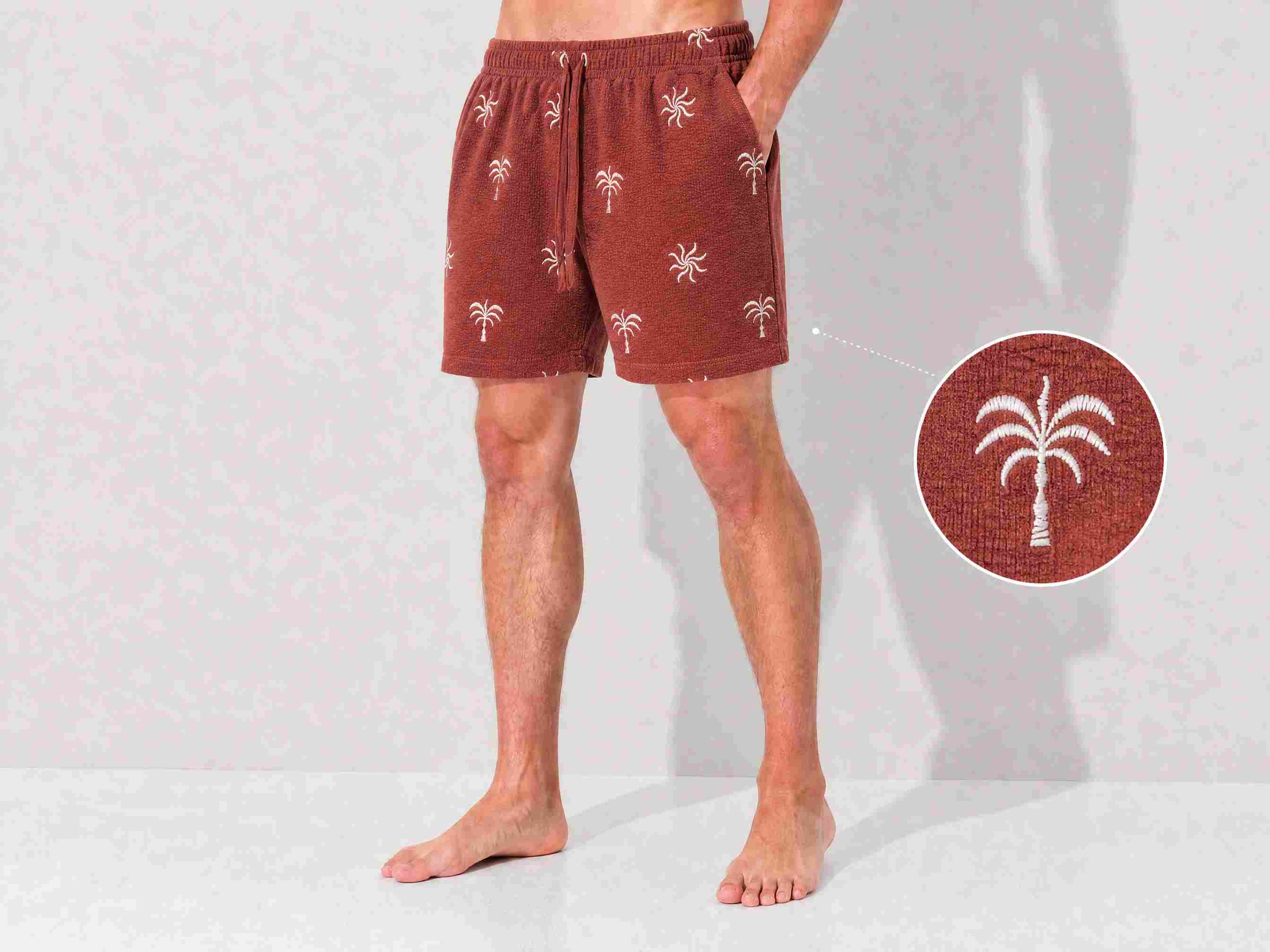 MEN'S EMBRIODERY SHORTS